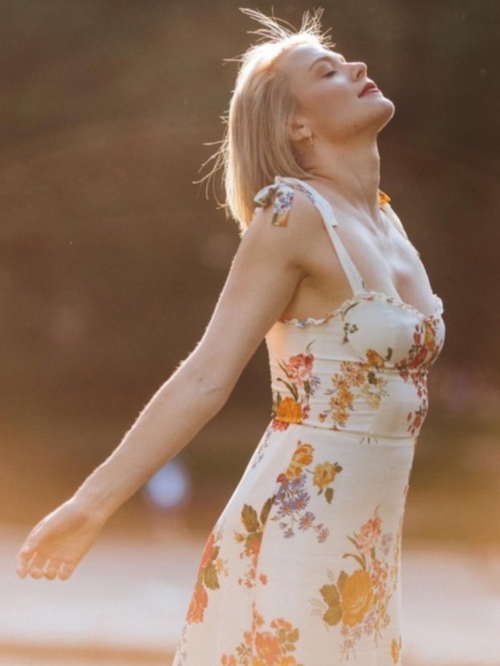 NEW Reformation Nikita Dress Bouquet 12 - Picture 7 of 17
